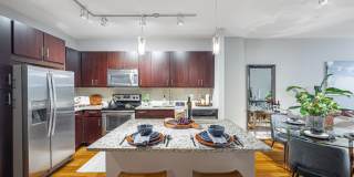 1640 Victoria Park Apartments Gallery 3