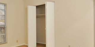 Piccadilly Gallery 38