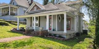 1906 Vine Street Gallery 26