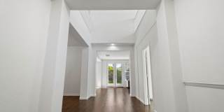 Grand 5-Bedroom Estate — Space, Style & Sophistication Gallery 11