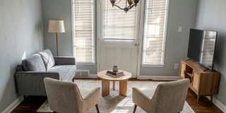 Spacious 3-bedroom, 1 bathroom Brick Home in Schulze Gallery 1
