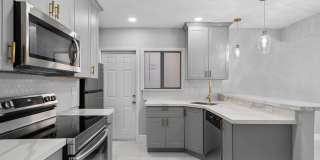 1300 Nw 90th St Gallery 10