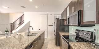 1430 NW 48th Dr Gallery 8