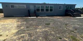 Country Home Three Bedroom Gallery 1