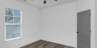 Modern Townhome in Rosewood – Walk to USC, Dining & More! Gallery 32