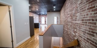 22 State St #4 Gallery 1
