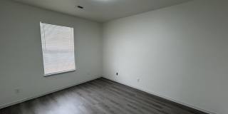 329 Berry Street - 204 Gallery 6