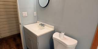 Charming NE Cottage! Gallery 27