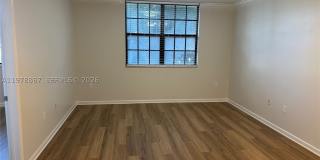 1919 Van Buren St Gallery 8
