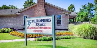 Williamsburg Square Gallery 10