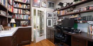 427 12th St Gallery 29