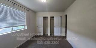 1806 College St Gallery 20