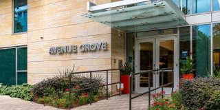 Avenue Grove Gallery 33