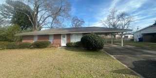 203 Lee Street Gallery 1