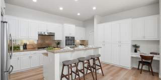 BRIGHT, OPEN RESIDENCE IN RIVERMARK HOME WITH EXCELLENT LAYOUT Gallery 13