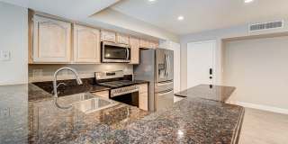 Gorgeous 2 Bedroom home in Desert Shores Racquet Club! Gallery 9