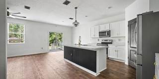 2023-Built 5BR Cul-de-Sac Home with Fenced Yard & Resort Amenities Gallery 10