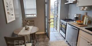 1094 Oakwood Avenue Gallery 4