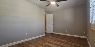 1131 E Redfield Rd Gallery 19