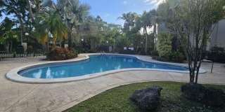 6884 N Kendall Dr Gallery 19