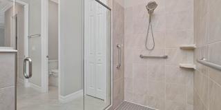 NOW AVAILABLE! Gorgeous 4/3 Pool Home in Bonita National! Gallery 25
