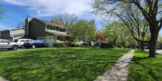 301 Oakbrook Court Gallery 1