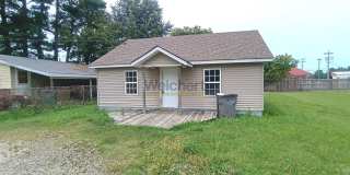 3Bed/1Bath house with great location Gallery 1