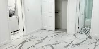 2037 20th STREET - D Gallery 7