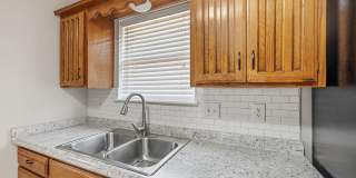 Charming 3 bed, 2 bath home in desirable Indian Springs area Gallery 13