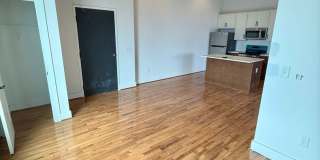 2033 W Broad St Gallery 25