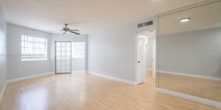 1651 NE Miami Gardens Dr Gallery 1