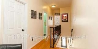 1027 7th St. NE Gallery 6