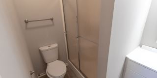 3 bedroom duplex in Southern Columbia. Gallery 19