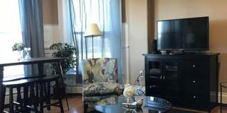 Modern Kenmore Brownstone Gallery 4