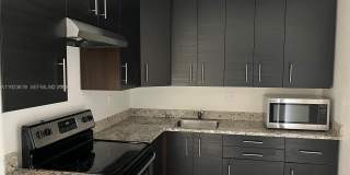 7727 SW 86th St Gallery 1