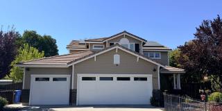 Spacious Five-Bedroom Home with Solar and Tesla Powerwalls Spacious Five-Bedroom Home with Solar and Tesla Powerwalls Gallery 1