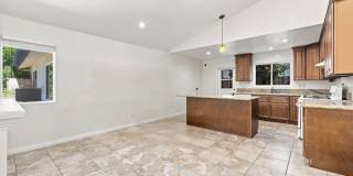 15920 Gledhill Street Gallery 7