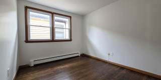 195 SOUTH ST Gallery 13