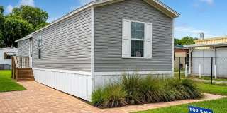 157 Lakeside Garden Circle Gallery 1