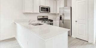 Spacious 4BR House in Conroe Gallery 1