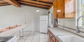 7912 Ficquette Road Gallery 9