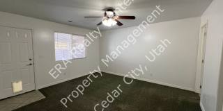 Move-In Bonus! 3 Bed - 2 Bath Twin Home Gallery 11