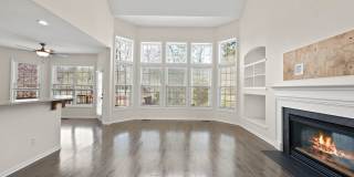 August Move-in, Cary Park! Gallery 17