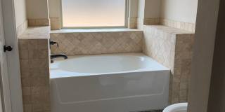 Beautiful 3 Bedroom Home With An In-Ground Storm Shelter!!! Gallery 15