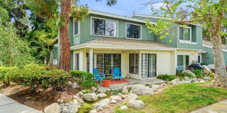 Spacious 3BR Condo in Costa Mesa Gallery 1