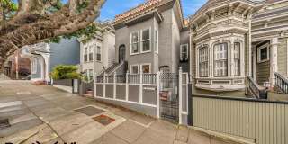 1818 Lyon Street Gallery 36