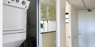 Kahala Towers 2BR/2BA/1PK Gallery 6