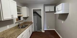 14903 Woodmont Ave Gallery 4