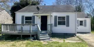 708 West Henderson Drive Gallery 1