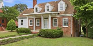 Gorgeous Home in Downtown Lillington! Gallery 46